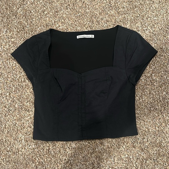 Abercrombie & Fitch Hook and Eye Short Sleeve Top - Picture 1 of 2